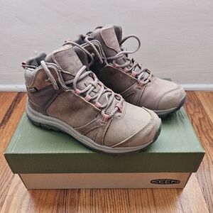Keen Terradora II mid hiking boots